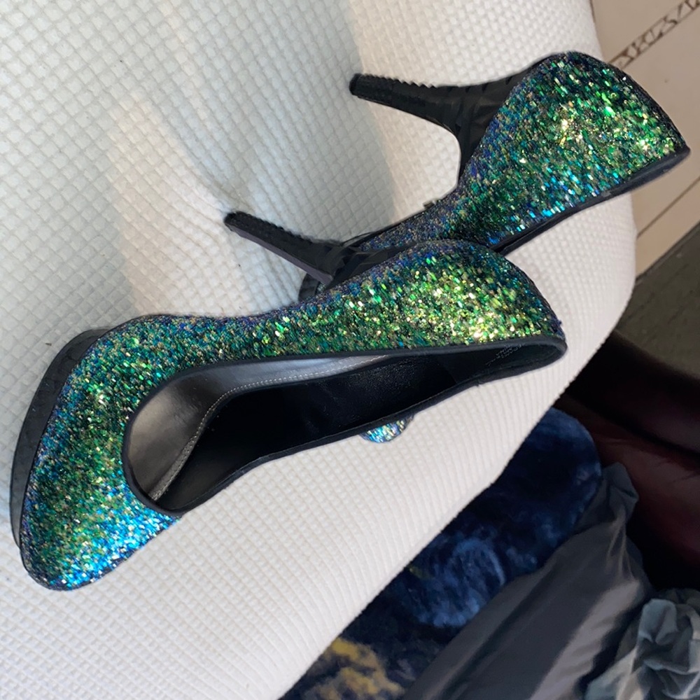 6 inch stiletto by Rachel Roy beautiful shoe platform